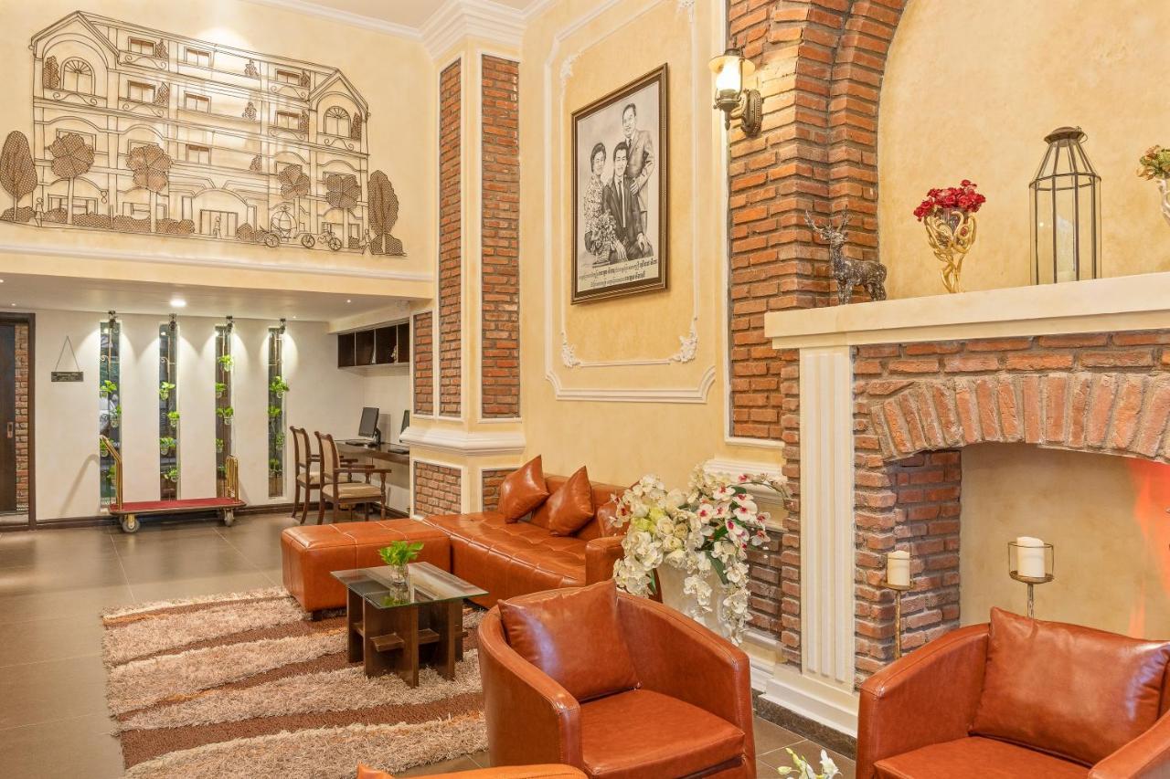 Anik Boutique Hotel Phnom Penh Exterior photo